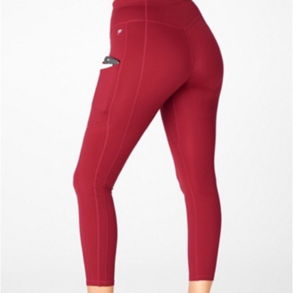 Fabletics High-Waisted Motion365® Pocket 7/8
